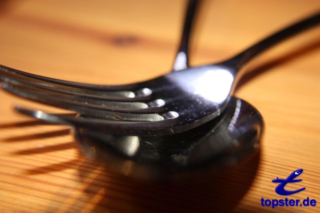 Столовые приборы