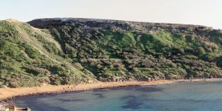 Залив Айн Туффиха на Мальте